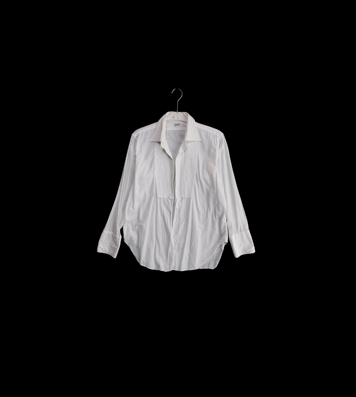 Vintage Men's White Tuxedo Shirt / Estimated Era 50s - 60s by Manhattan