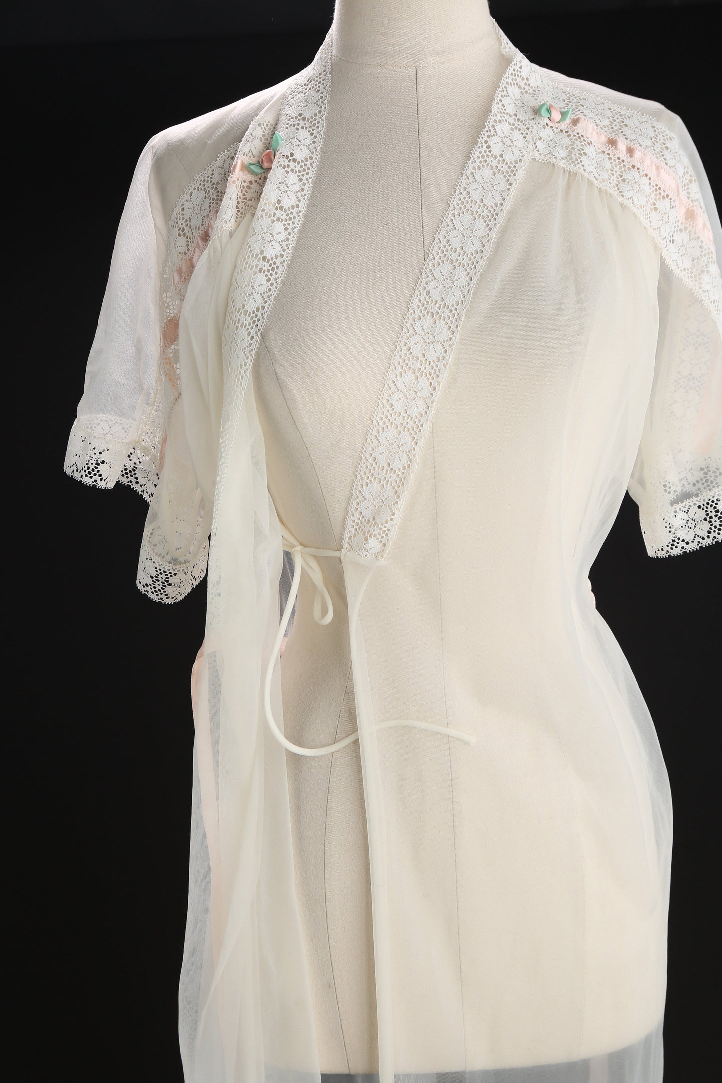 Vintage White Nightgown Polyester Robe