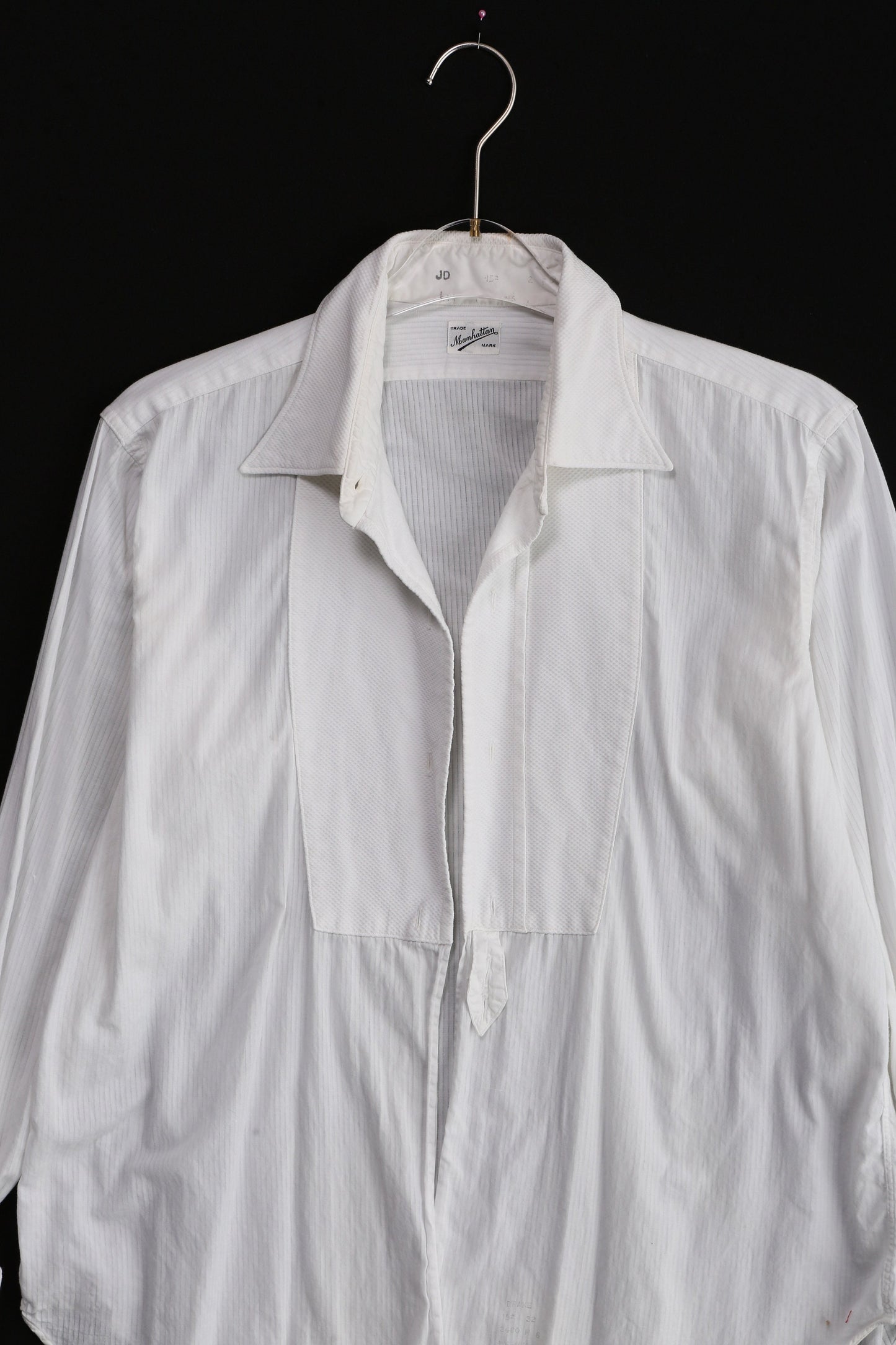 Vintage Men's White Tuxedo Shirt / Estimated Era 50s - 60s by Manhattan