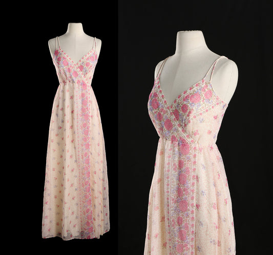 Vintage Women's Floral Print Long Summer Dress / Era: 70s - 80s