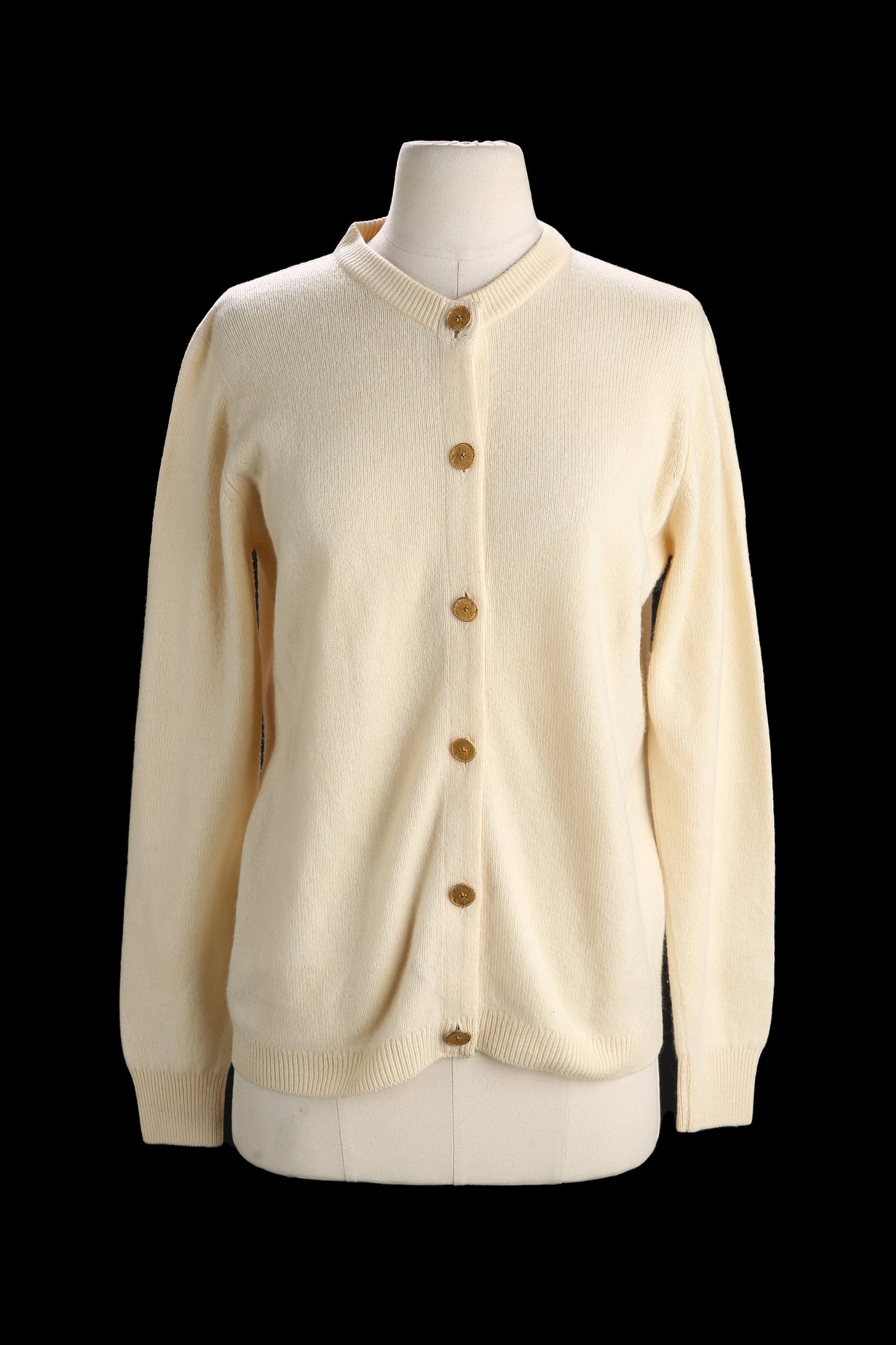 Vintage Women Beige Cardigan Sweater