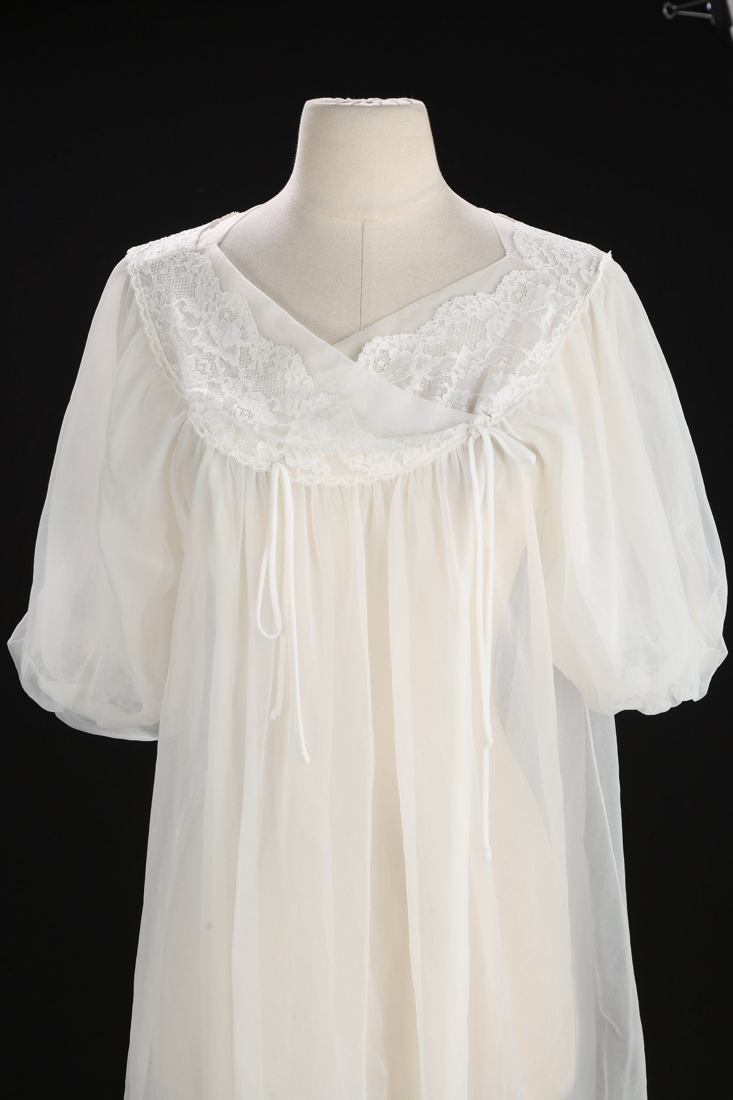 Vintage White Nightgown Blouson