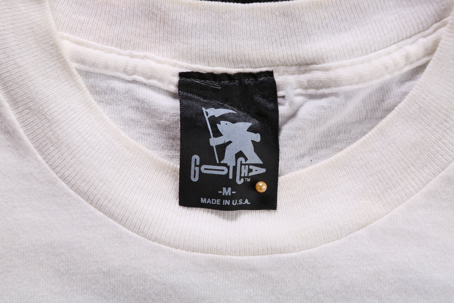Vintage Gotcha Kill Boredom Ride Waves! White Graphic T-shirt