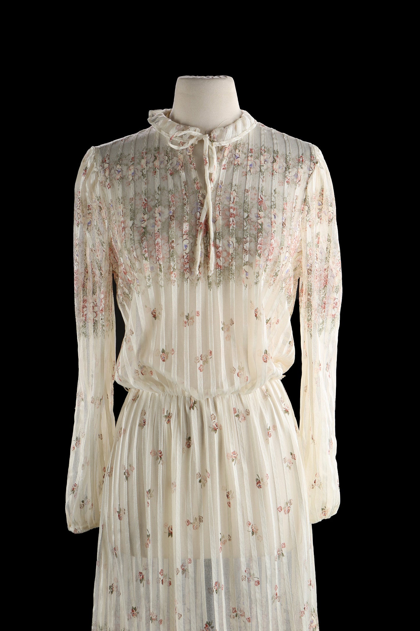 80s White Flora Print Summer Dress