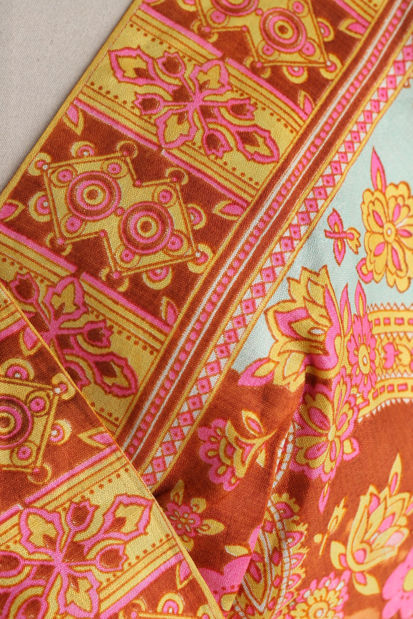 1970s Women Orange Paisley Print Casual Dress