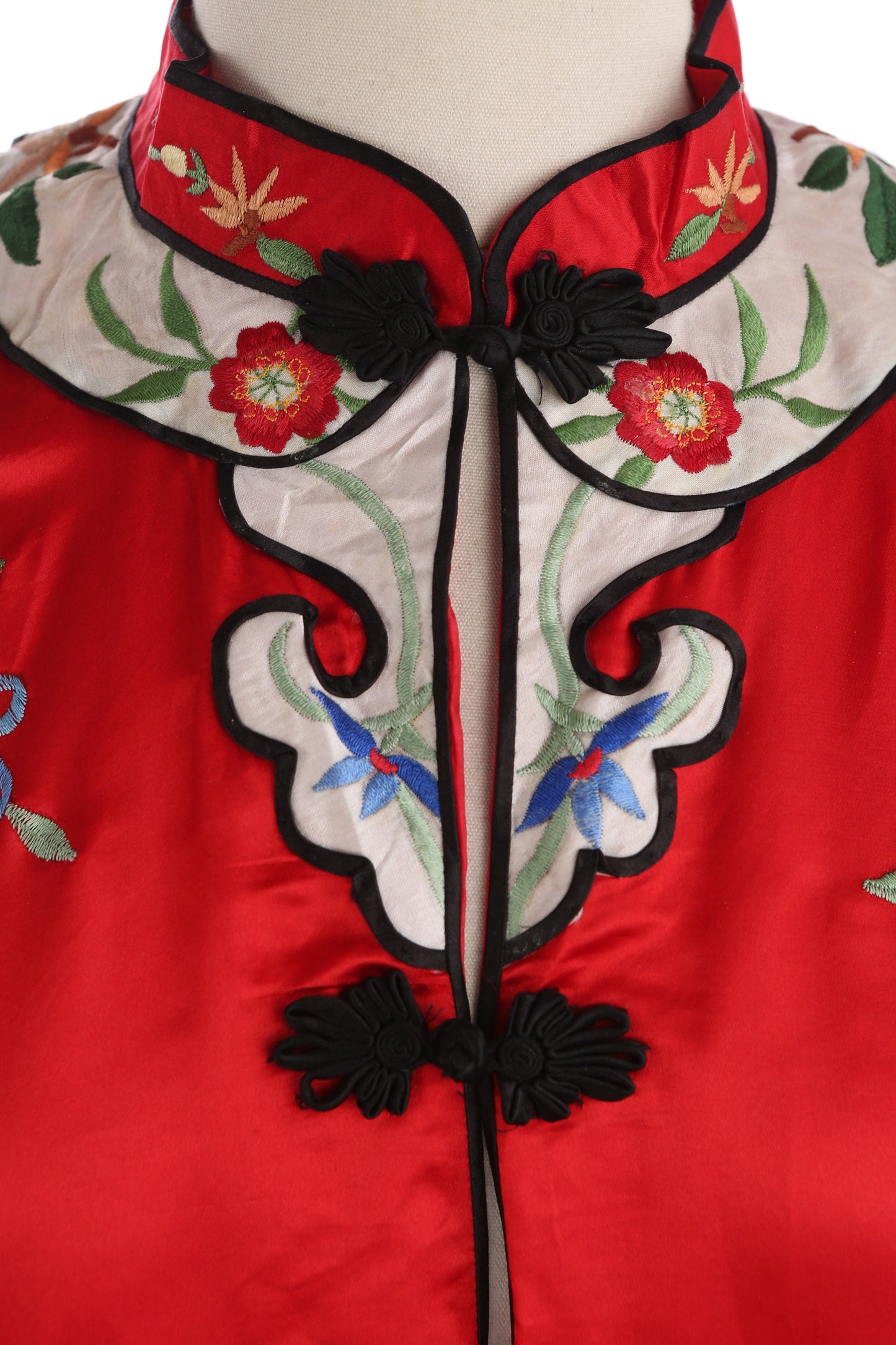 Vintage red Cheongsam Robe with Embroidered Details by Golden Bee