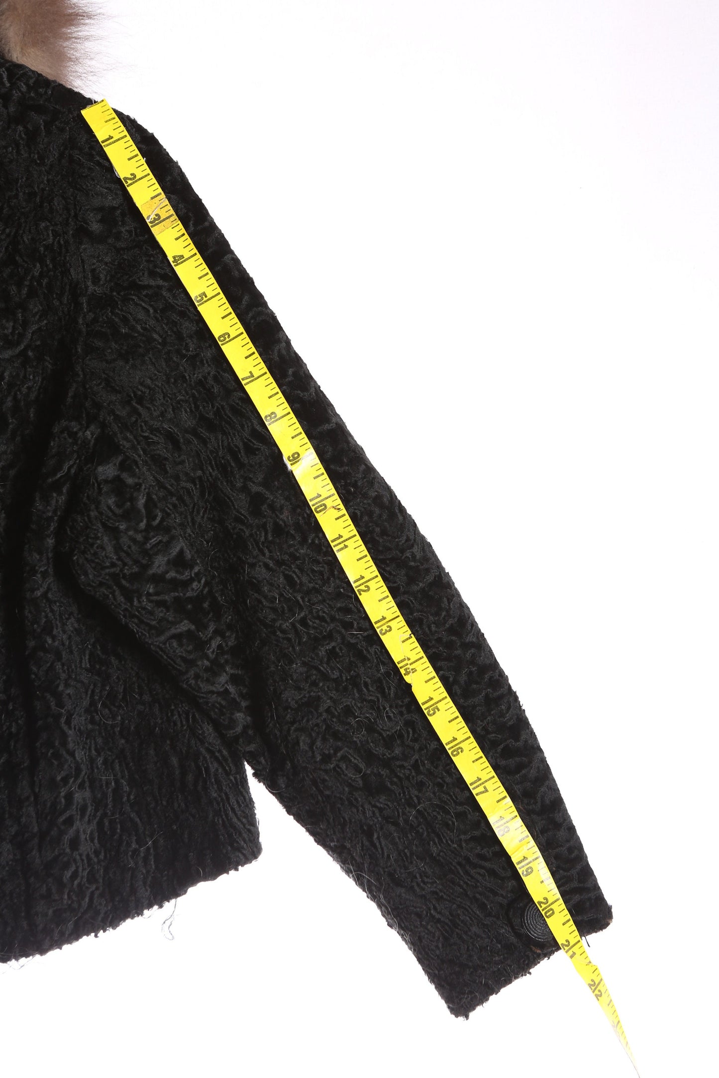 Vintage Black Short Casual Jacket with Fur Collar