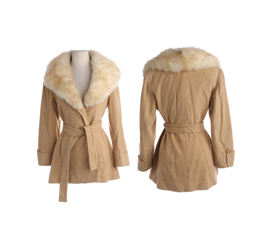 Vintage Women's Winter Jacket with Fur Collar - Estimated Era 1970's - 1980's