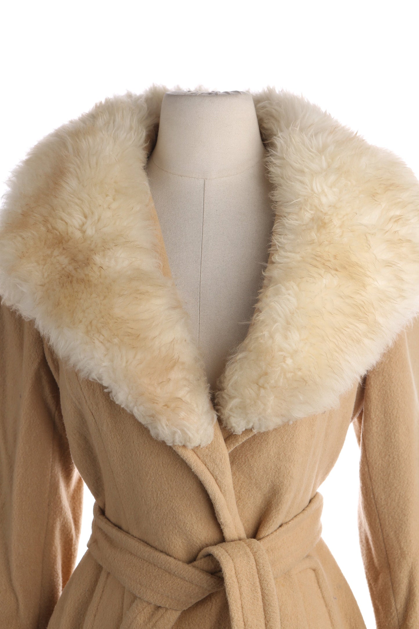Vintage Women's Winter Jacket with Fur Collar - Estimated Era 1970's - 1980's