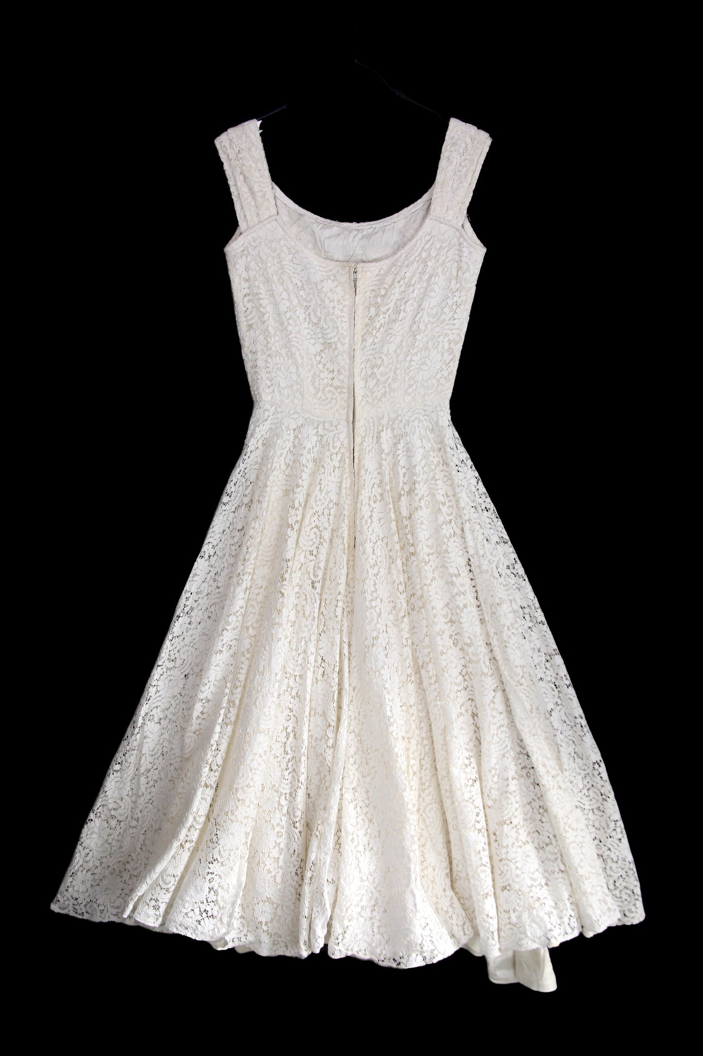 Vintage White Lace Evening Dress Cocktail Sleeveless Fit and Flare