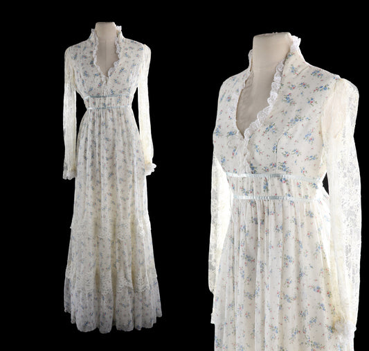 Vintage White Prairie Dress with Blue Floral Print Pattern and White Lace Sleeves - Estimated Era 1970's - 1980's - Western Boho Maxi Summer