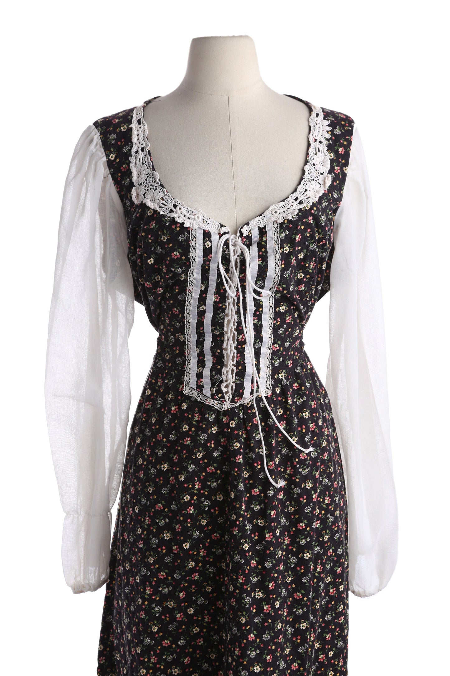 Vintage Floral Print Black Prairie Dress Long White Sleeves