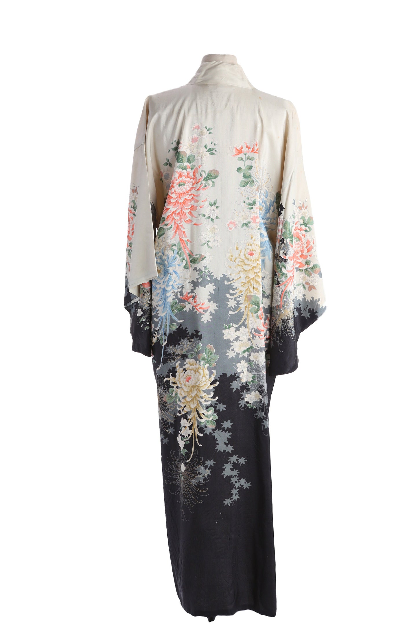Vitage Kimono Robe with Floral Print Pattern Designs - Made in Japan - 100% Silk - Estimated Era 1960's - 1980's