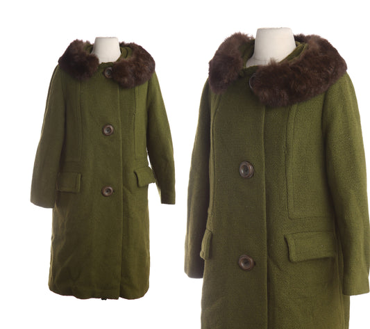 Vintage Women's Green Winter Coat with Brown Fur Collar - Estimated Era 1950's - 1960's