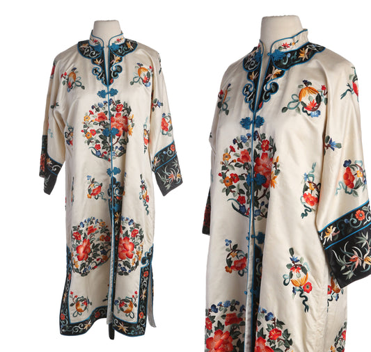 Vintage White Cheongsam Embroidered Robe by Bai Hua - Made in China - Estimated Era 1980's - 1990's