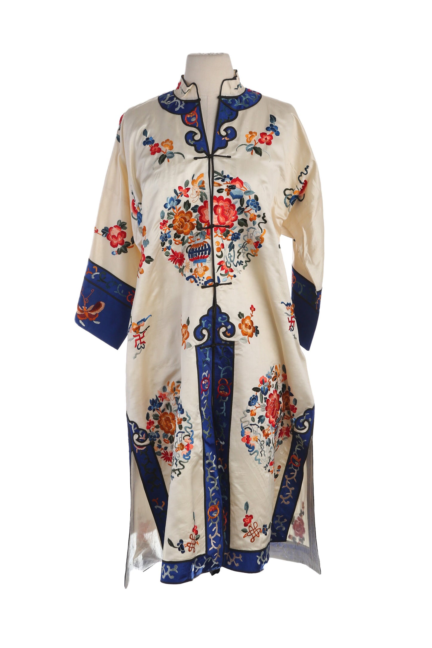 Vintage Chinese Cheongsam Embroidered Robe
