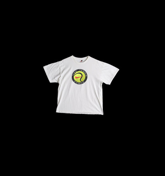 Vintage Nike Graphic T-shirt - Estimated Era 1980's - 1990's