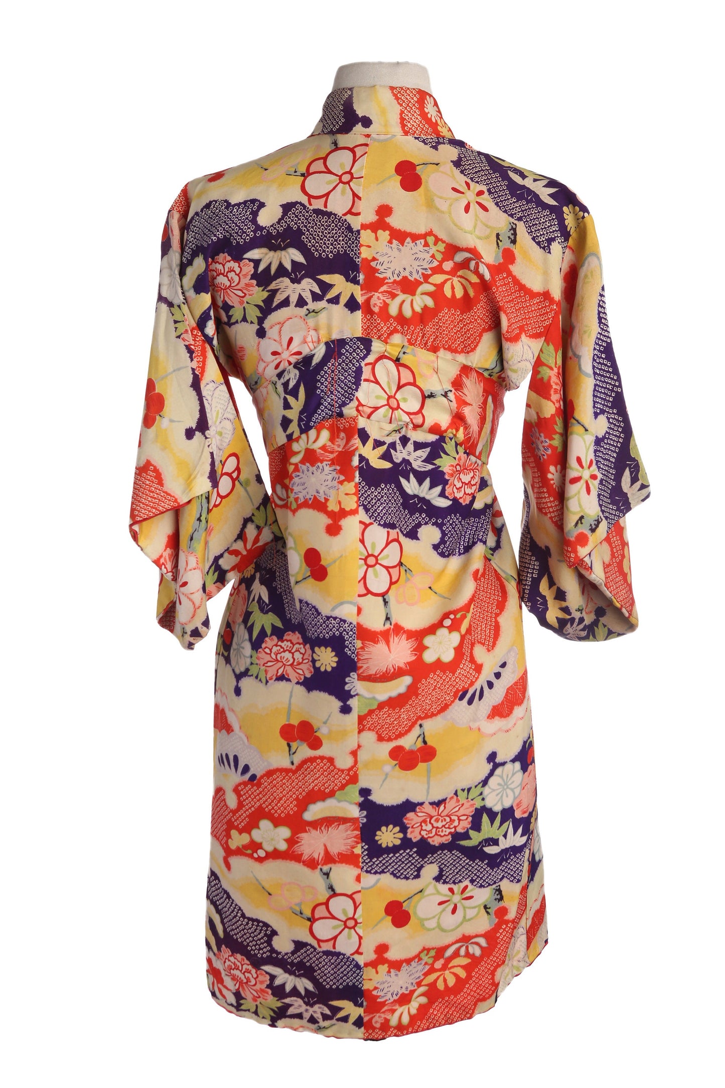 Vintage Red Kimono Robe with Floral Print Pattern