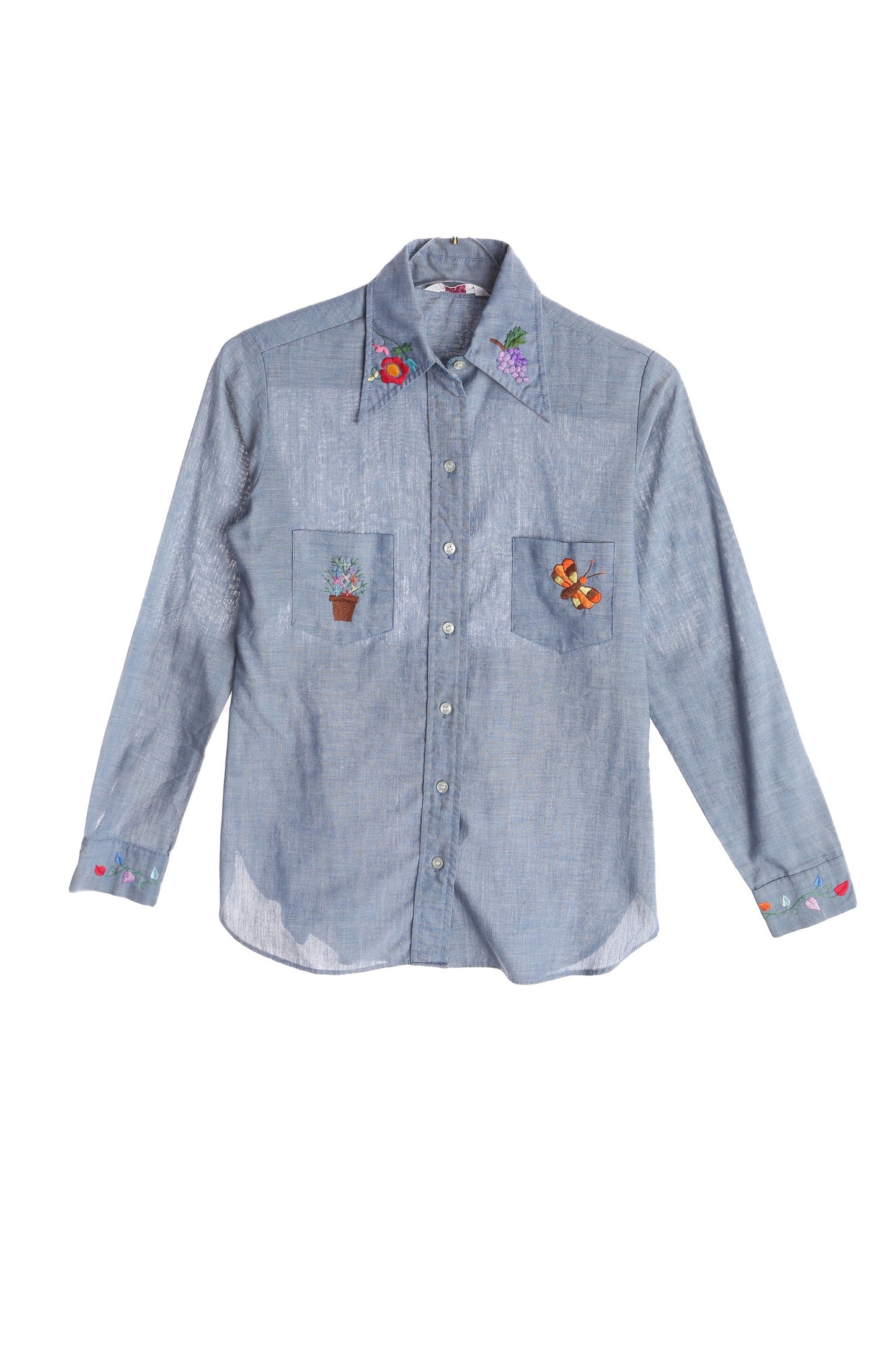 Vintage Women Blue Flower Embroidered Shirt by Wrangler - Est Era 70s - 80s