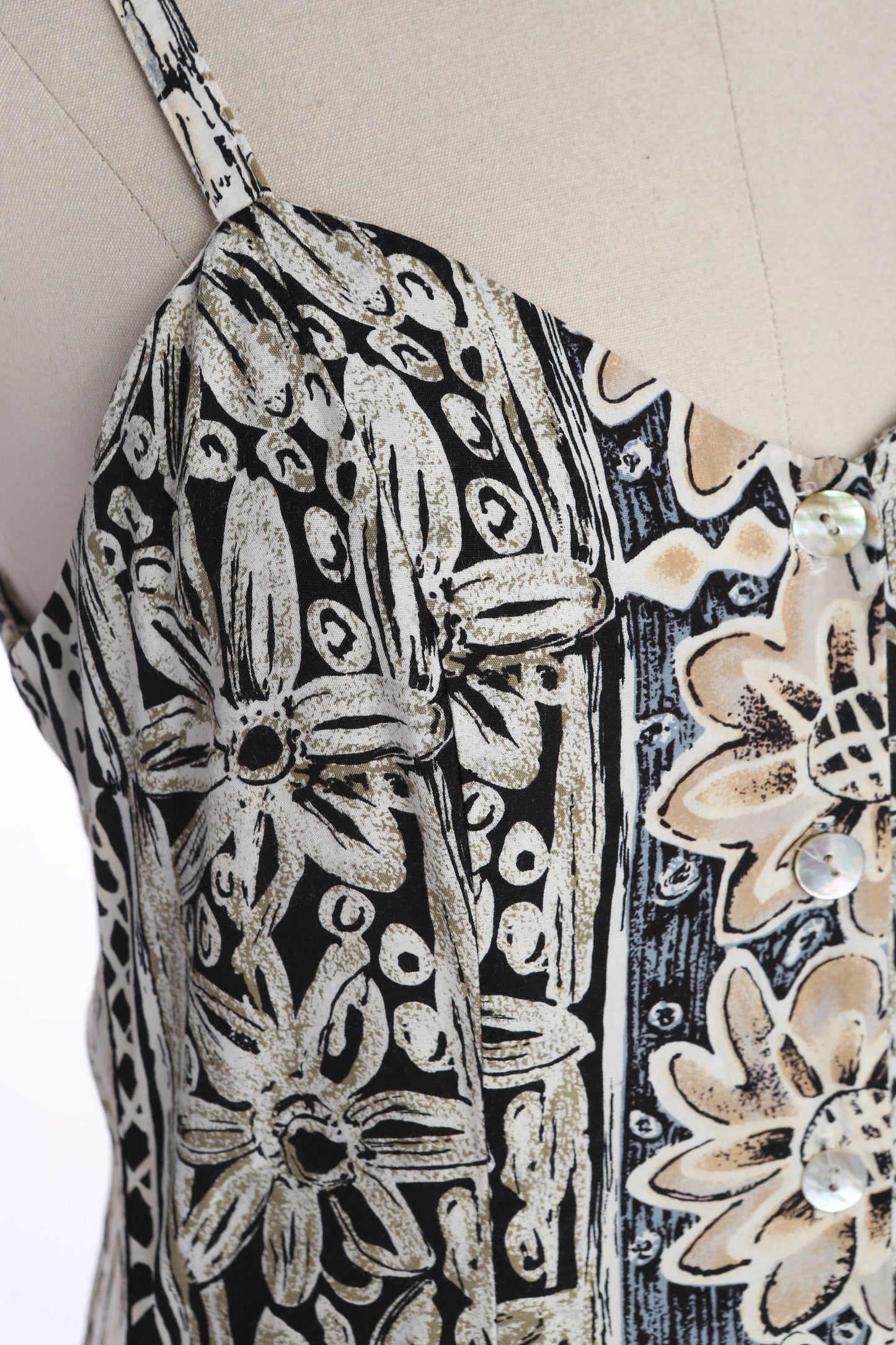 90s Women Floral Print White Sleeveless Rayon Dress by Eminance - Made in USA